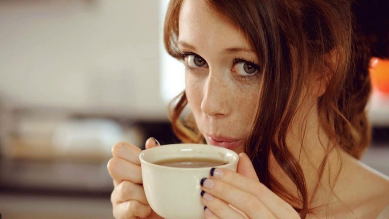 Учёные наконец выяснили, стоит ли пить кофе по утрам. Ответ наверняка тебя удивит!
