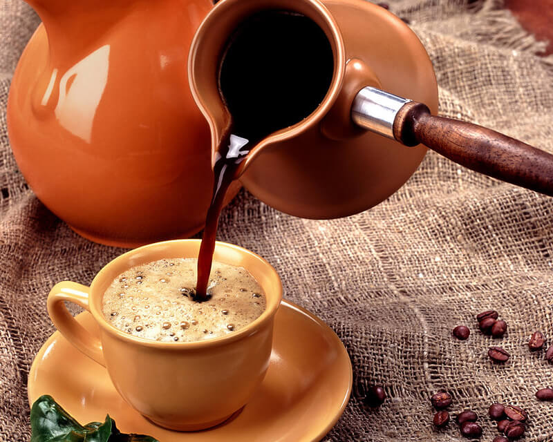 Учёные наконец выяснили, стоит ли пить кофе по утрам. Ответ наверняка тебя удивит!
